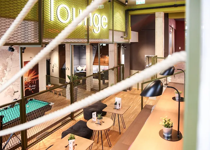 Hotel Arte Stadthalle 4*