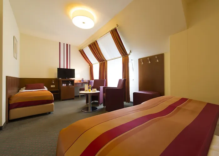 Arte Stadthalle 4*
