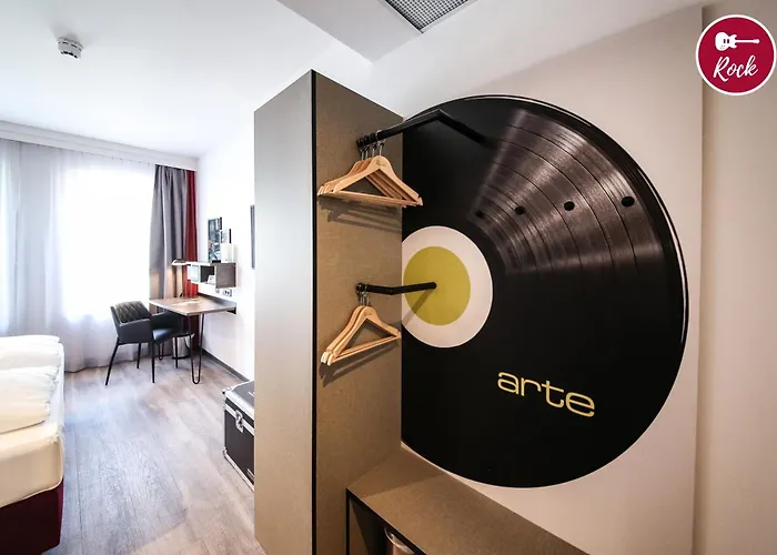 Hotel Arte Stadthalle 4*