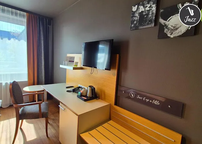 Arte Stadthalle Hotel 4*