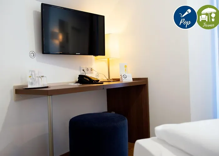 Hotel Arte Stadthalle 4*